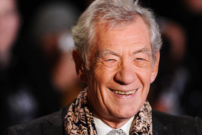 イアン・マッケラン、『ファンタビ2』にダンブルドアのゲイ描写がないと聞き嘆く 画像