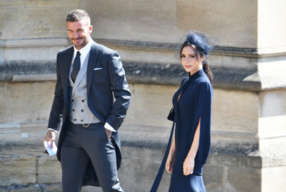 ベッカム夫妻、ロイヤルウェディングで着用の服をチャリティー活動に寄付 画像