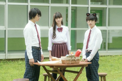 “美女”中条あやみ＆“オタク”佐野勇斗の爆笑ラブ！ 『3D彼女』仲良し場面写真入手 画像