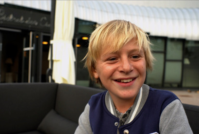 離婚した両親の間で揺れる…“フランス映画界最注目子役”のデビュー前映像公開『ジュリアン』 画像