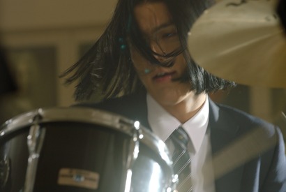 ドラム上手すぎ！中川大志の“細杉くん”に神木隆之介が対抗!?「意識高すぎ！高杉すぎくん」 画像