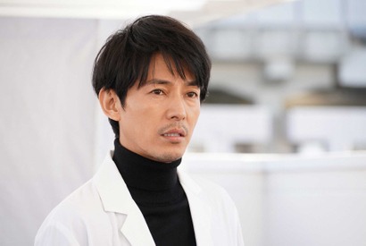 藤木直人の白衣＆タートル姿に「ドツボ」の声…「イノセンス～冤罪弁護士～」4話 画像