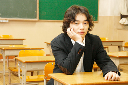 染谷将太インタビュー　“初恋”の想い出はちょっぴりビターな味…？ 画像