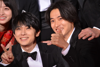 山崎賢人ら『キングダム』Wプレミアに登場！吉沢亮＆本郷奏多は“顔”の褒め合い合戦 画像