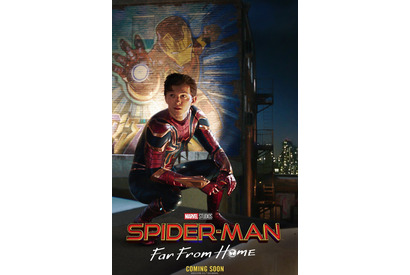 アイアンマンの壁画を背に…『スパイダーマン』最新作、新写真公開 画像