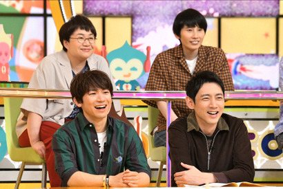 坂口健太郎がスマホの落とし主だったら!? 片寄涼太＆川栄李奈も登場…「モニタリング」 画像