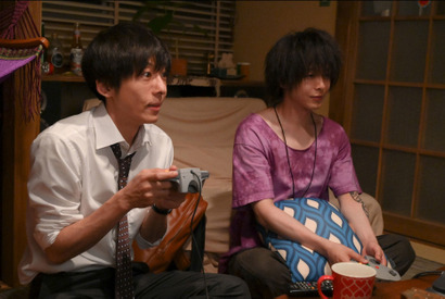 中村倫也演じるゴンの“人たらし”ぶり、高橋一生の“脚線美”に視聴者の反応は…「凪のお暇」第4話 画像