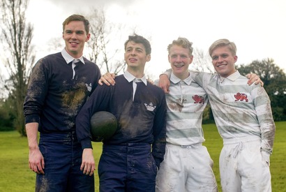 ニコラス・ホルトの“仲間たち”に英国＆アイルランドの注目俳優集結！『トールキン』 画像