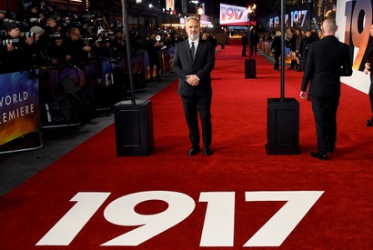 『1917』サム・メンデス監督、“全編ワンカット”について「毎秒、一歩、息遣いもすべて感じてほしい」 画像