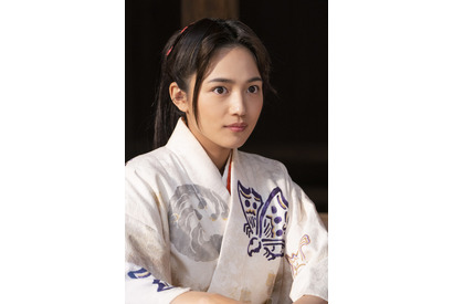 大河初出演の川口春奈「全身全霊で」役衣装写真も初解禁 画像