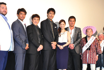 上戸彩、阿部寛の生尻を堪能「ごちそうさまでした！」 画像