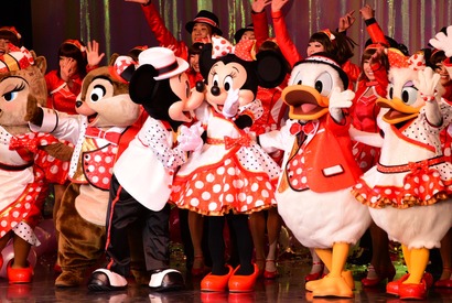 【ディズニー】ミニーのレビューショーにときめき＆感涙！未来へつなぐ感動ショー 画像