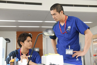 片寄涼太“田中”に声援、衝撃のラストには怒りと悲しみ渦巻く…「病室で念仏を唱えないでください」4話 画像