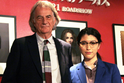 ポール・スミスが来日！　成海璃子のスパイファッションに「誇らしく見える」と合格点 画像