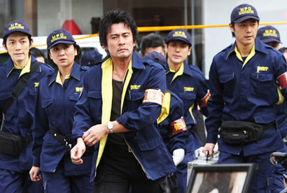 内野聖陽の渋み全開！　ドラマから映画へ『臨場　劇場版』緊迫のワンシーンが解禁 画像