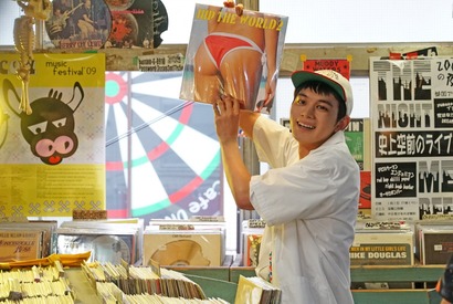 北村匠海＆山本舞香らがまったり…『とんかつDJアゲ太郎』チルアウト映像公開 画像