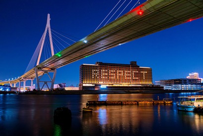 【USJ】HOPEの次はRESPECT！ホテルのウィンドウイルミネーション第2弾 画像