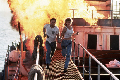 刑事は女性弁護士を守り切れるか…アクション映画『フェア・ゲーム』午後ローで放送 画像