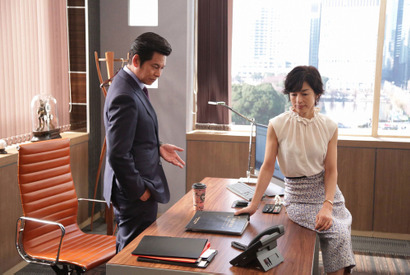 織田裕二“甲斐”と小手伸也“蟹江”の友情に注目集まる…「SUITS／スーツ2」3話 画像