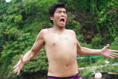 高嶋政宏が全力脱衣ダンス！ 竜星涼＆犬飼貴丈も叫喚『ぐらんぶる』 画像