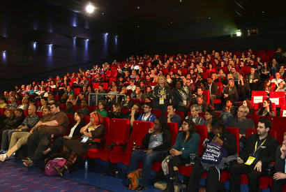 イタリア、新型コロナウイルスの感染再拡大で11月24日まで映画館などを閉鎖 画像