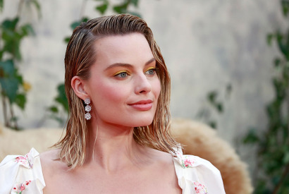 マーゴット・ロビー、実写版『バービー』は観客の予想とは「全然違うものを提供したい」 画像