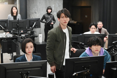 亀梨和也の“眼”の動きに「秀逸」「印象的」アクションも話題に「レッドアイズ 監視捜査班」1話 画像