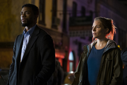 チャドウィック・ボーズマン、『２１ブリッジ』の見どころはアクション「驚きと興奮の渦に引き込まれる」 画像