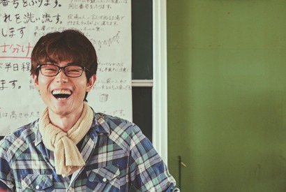 二宮和也が菅田将暉の笑顔を激写！「相性がいいみたい」『浅田家！』メイキング映像 画像