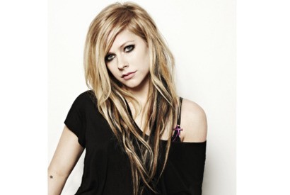 アヴリル・ラヴィーン、『ONE PIECE FILM Z』にW主題歌で参戦！ 画像