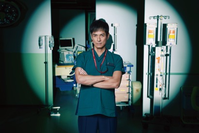 沢村一樹、波瑠主演「ナイト・ドクター」で“慕われない”指導医に 画像
