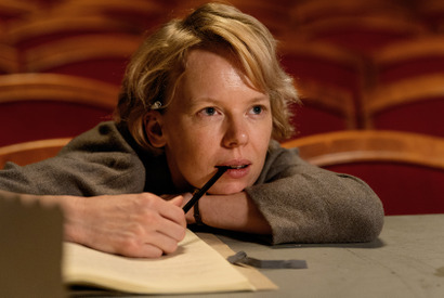 涙を流すムーミン描く…芸術への思い垣間見える『TOVE』特報映像 画像