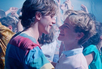 少年の初恋、濃密なひと夏を切り取る『Summer of 85』場面写真一挙解禁 画像