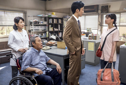 広瀬すず、カットがかかり笑顔に『いのちの停車場』なごやかメイキング映像公開 画像