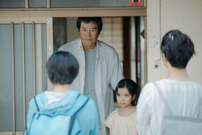 豊川悦司に原作・田島列島が太鼓判「こういう人いそう」『子供はわかってあげない』新場面写真 画像