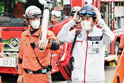 鈴木亮平と要潤が並び立つ様に「エモい」、賀来賢人“音羽”のエアグータッチにも反応集まる…「TOKYO MER」4話 画像