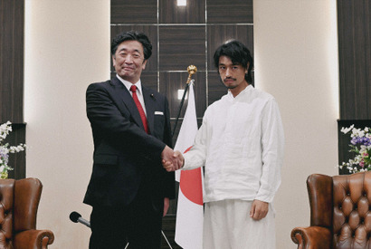 斎藤工“ヘミングウェイ”の新たな能力に「未来を変えられる」など驚きの声、リリー・フランキー“深見”の饅頭にも注目…「漂着者」6話 画像