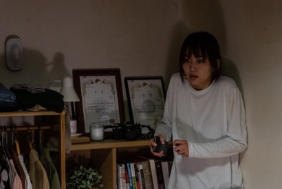 『シャイニング』へのオマージュ！殺人鬼の恐怖の追跡始まる『殺人鬼から逃げる夜』本編映像　　 画像