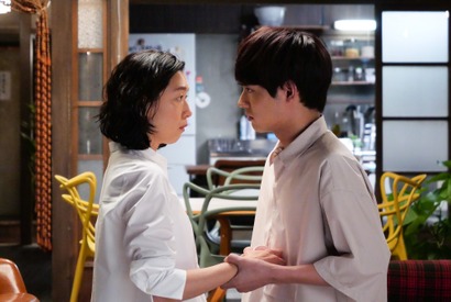 赤楚衛二“優”の料理に「優くん、天才」「普通においしそう」の声、衛と優を見舞う“水のトラブル”にも爆笑の嵐…「SUPER RICH」3話 画像