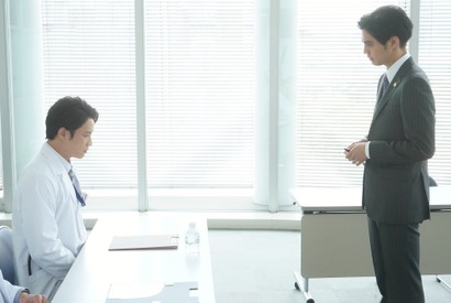 片寄涼太“武藤”に再登場を願う声続出、鈴木伸之“辻村”とのLDH共演に歓喜する視聴者からの声も…「ラジエーションハウスII」6話 画像