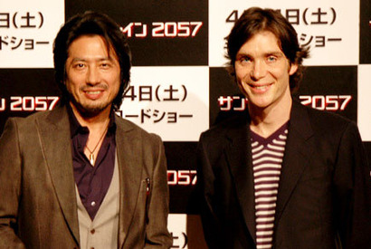 「ヒロは素晴らしいコック長でキャプテンだよ」真田広之、キリアン・マーフィ『サンシャイン 2057』来日記者会見 画像