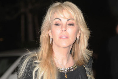 リンジー・ローハンの母、家庭内暴力を受けた写真を公開！ 画像