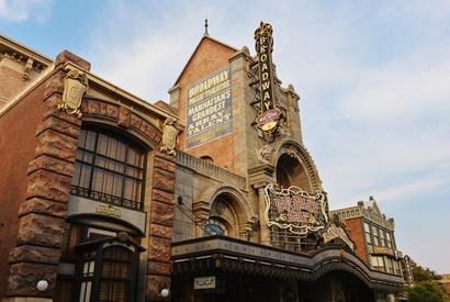 【ディズニー】浦安市成人式開催　新成人たちと同様、20周年を迎えた東京ディズニーシーでのメモリアルな式典に 画像