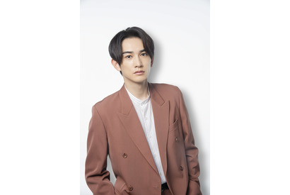 町田啓太主演、大学生と祖母の入れ替りコメディドラマ「ダメな男じゃダメですか？」放送 画像