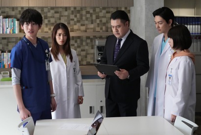 “佐久間”高橋文哉に「伸びしろすごそう」「演技上手くなってる」などの声続出…「ドクターホワイト」第4話 画像