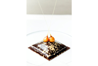 シャネルと世界的料理人のエスプリが出会う！バレンタイン特別メニューが登場 画像