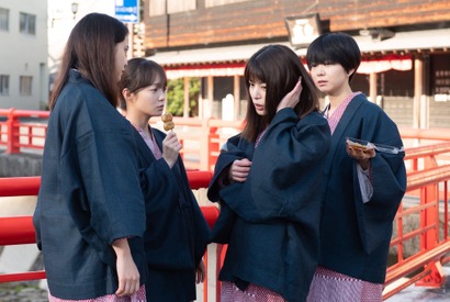 温泉旅行で発覚、婚約破棄と左遷のストレスから遥に異変が…「30までにとうるさくて」6話　 画像