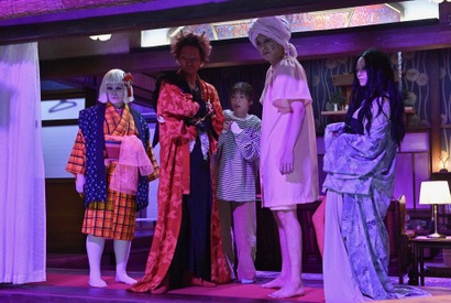 妖怪の“入れ歯攻撃”に「なんちゅう武器」、「黒幕がいるのかな」存在を推測する声も…小芝風花主演「妖怪シェアハウス」3話 画像