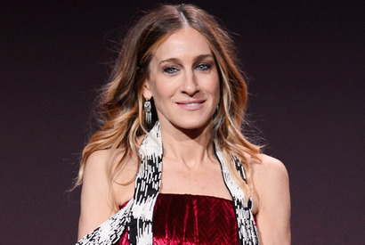 サラ・ジェシカ・パーカー、L・ローハンらエイズ研究基金のガラ・パーティに出席 画像