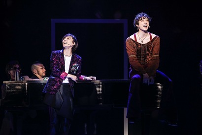 平間壮一×小関裕太、日本初上演ミュージカル「The View Upstairs」Blu-ray化！舞台全景映像も収録 画像